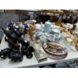 VARIOUS CHINA WARES AND DECORATIVE WARES TO INCLUDE ROYAL WORCESTER, WOODLAND PATTERN, PLATED WARES,