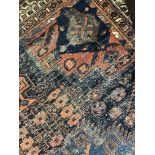 AN ANTIQUE PERSIAN AFSHAR RUG, 180 x 126cms