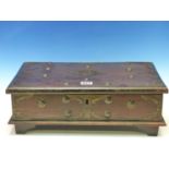 AN INDO-PORTUGUESE ROSEWOOD BOX MOUNTED WITH BRASS PIERCED DECORATION AND STUDS,THE EDGES OF THE