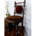 A PAIR OF VICTORIAN MAHOGANY CHILDREN'S CHAIRS, THE CIRCULAR BACK CENTRES AND SEATS CLOSE NAILED