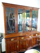 AN EARLY 20th C. ROSEWOOD CROSS BANDED MAHOGANY DISPLAY CABINET, THE UPPER HALF WITH FOUR GLAZED