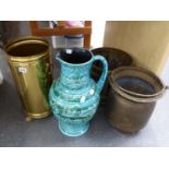 A BRASS STICK STAND, A LARGE POTTERY EWER AND TWO BRASS BUCKETS