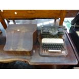 A VERY RARE HAMMOND TYPEWRITER.