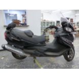 SUZUKI BURGMAN 650 PNLY 490 MILES FROM NEW