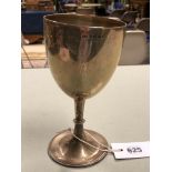 A HALLMARKED VICTORIAN SILVER GOBLET DATED 1877 BIRMINGHAM FOR ELKINGTON AND CO. HEIGHT 19cms .