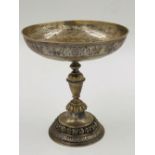 A EDWARDIAN SILVER HALLMARKED TAZZA WITH LION MASK DECORATION, DATED 1907 LONDON. HEIGHT 15.5cms,