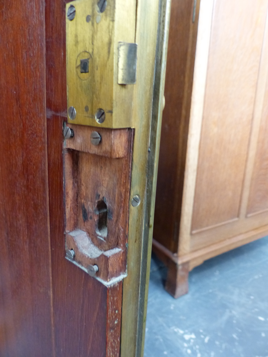 A 19th C. CROSS BANDED MAHOGANY BREAKFRONT BOOKCASE ON PLINTH FOOT. W 215 x D 46 x H 108cms. - Image 11 of 18