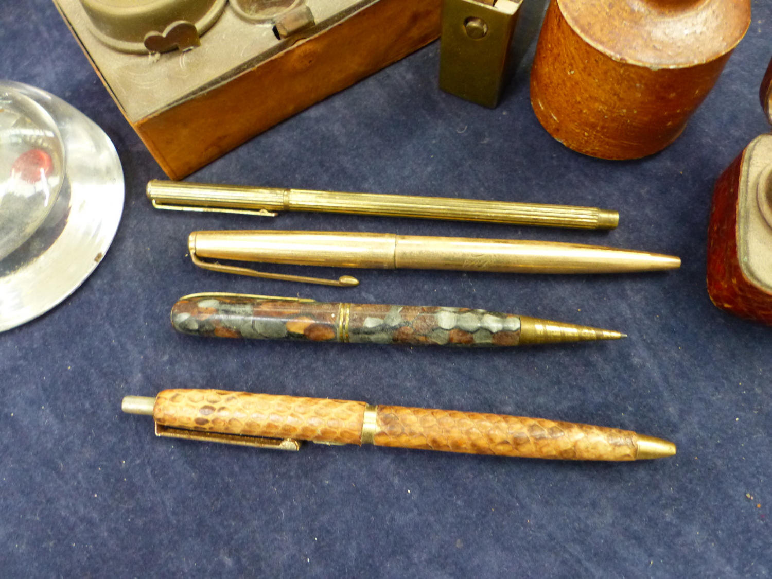 ANTIQUE AND VINTAGE INKWELLS, PENS, ETC - Image 5 of 5