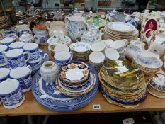 A COLCLOUGH PART TEA AND DINNER SERVICE, TOGETHER WITH BLUE AND WHITE WARES, ROYAL ALBERT, COALPORT,