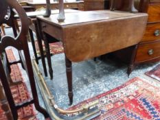 A 19th CENTURY MAHOGANY PEMBROKE TABLE.