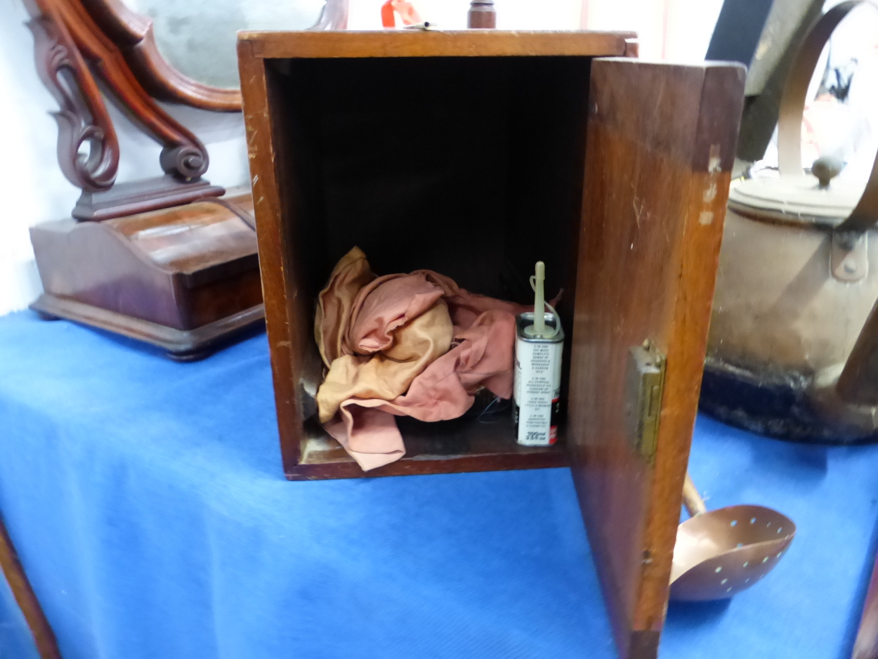 A WILLCOX AND GIBBS SEWING MACHINE WITH MAHOGANY TRANSIT CASE, A LARGE BRASS KETTLE, AND A COPPER - Image 4 of 4