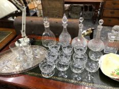 VARIOUS CUT GLASS WARES, AND A TABLE LAMP.