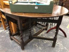 AN 18th C. OAK GATE LEG TABLE.