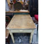A SMALL ANTIQUE PINE KITCHEN TABLE.