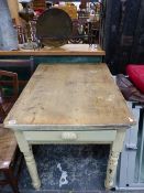 A SMALL ANTIQUE PINE KITCHEN TABLE.