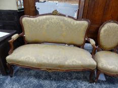 AN ANTIQUE WALNUT SHOW FRAME SALON SETTEE, AND SIMILAR SIDE CHAIR.