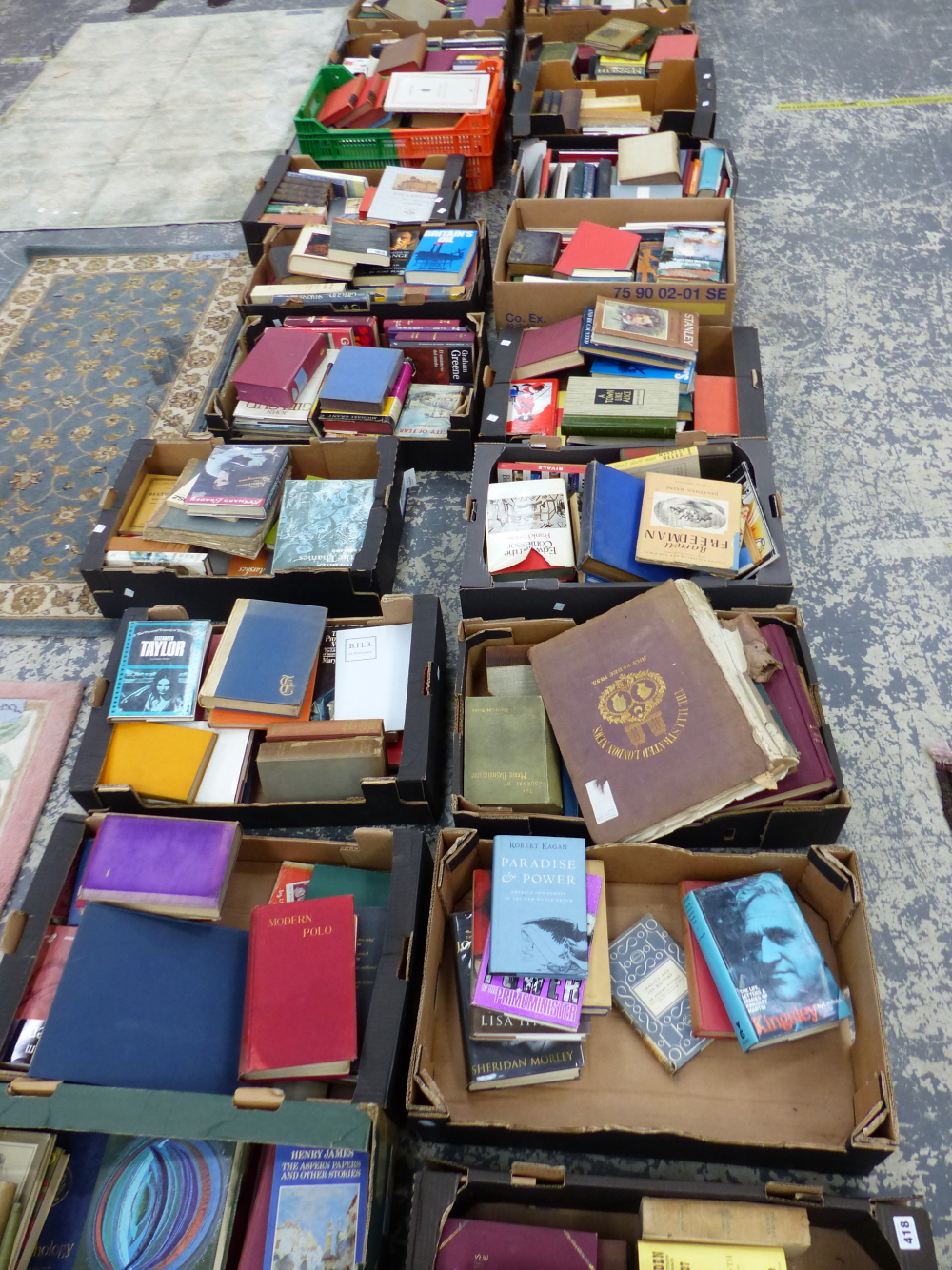 A LARGE COLLECTION OF VARIOUS ANTIQUE AND LATER BOOKS.