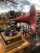 A PATHE GRAMOPHONE MODEL WITH RED HORN, CIRCA 1909.