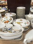 A QUANTITY OF ROYAL WORCESTER EVESHAM DINNER WARES.