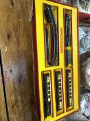 A VINTAGE HORNBY TRIANG OO GAUGE BOXED TRAIN SET RS23