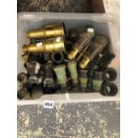 A LARGE COLLECTION OF VINTAGE BINOCULARS AND PARTS.