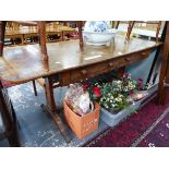 A REGENCY ROSEWOOD CROSS BANDED MAHOGANY SOFA TABLE WITH TWO DRAWERS, THE ENDS ON REEDED LEGS WITH P