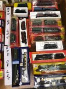 A COLLECTION OF HORNBY, LIMA AND BACHMANN OO GAUGE LOCOMOTIVES AND ENGINES MOSTLY BOXED