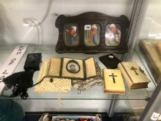 A VINTAGE WOODEN PIPE RACK, TWO FRAMED PORTRAIT PHOTOS, A PRAYER BOOK AND BIBLE, AND VARIOUS EVENING