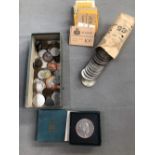 A QUANTITY OF VINTAGE COINS AND BANKNOTES, GPO STAMP BOOKS, FESTIVAL OF BRITAIN CROWNS, CHURCHILL