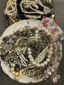 A QUANTITY OF MOSTLY MODERN COSTUME JEWELLERY BLACK AND WHITE TONES.