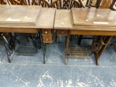 A MAHOGANY AND IRON SINGER SEWING MACHINE IN ITS TABLE. W 89 x D 41 x H 79cms. TOGETHER WITH AN