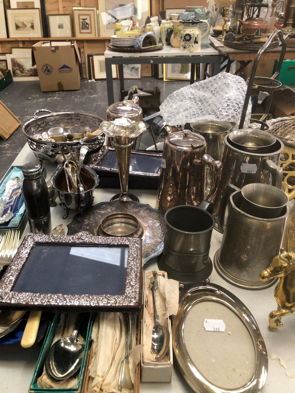 AN EXTENSIVE COLLECTION OF SILVER PLATED WARES, BRASS WARES, CUTLERY, A DESK STAND, AND A HALLMARKED - Image 2 of 9