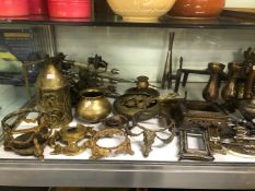 A LARGE COLLECTION OF VINTAGE BRASS WARES ETC.