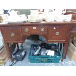 AN EARLY 20th C. MAHOGANY SIDE CABINET WITH THREE DRAWERS ABOVE TAPERING SQUARE LEGS. W 105 x D 46.5