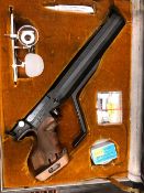 AIR PISTOL- FEINWERKBAU MODEL 100 .177 TARGET PISTOL SERIAL NUMBER 407968 COMPLETE IN FITTED BRIEF