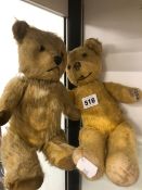 TWO VINTAGE JOINTED SMALL TEDDY BEARS.