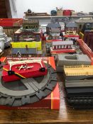 A COLLECTION OF MOSTLY BOXED HORNBY TRIANG TRACKSIDE BUILDINGS AND ACCESSORIES.