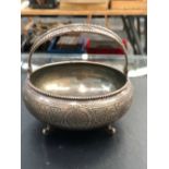 A RUSSIAN SILVER, ENGRAVED SWING HANDLED SMALL BASKET.