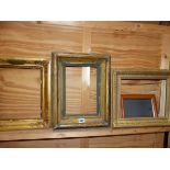 SMALL GROUP OF ANTIQUE AND LATER FRAMES, INCLUDING GILT EXAMPLES. SIZES VARY