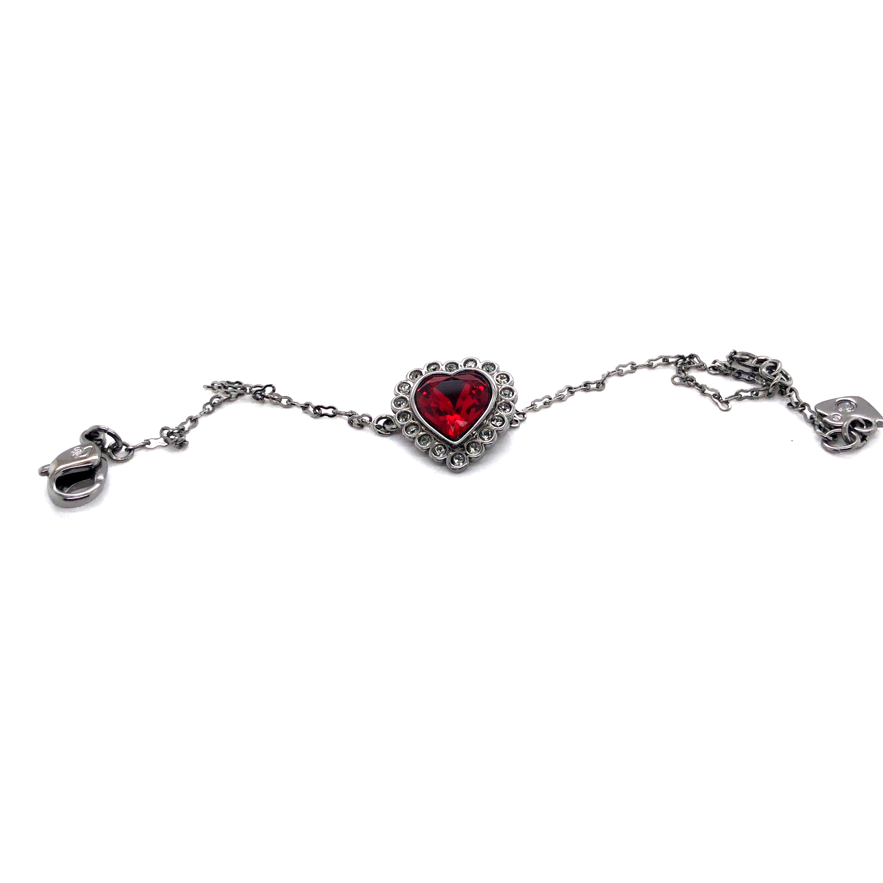 A SWAROVSKI CRYSTAL MATCHING RED LOVE HEART PENDANT AND BRACELET SET, COMPLETE WITH ORIGINAL BOXES. - Image 3 of 3