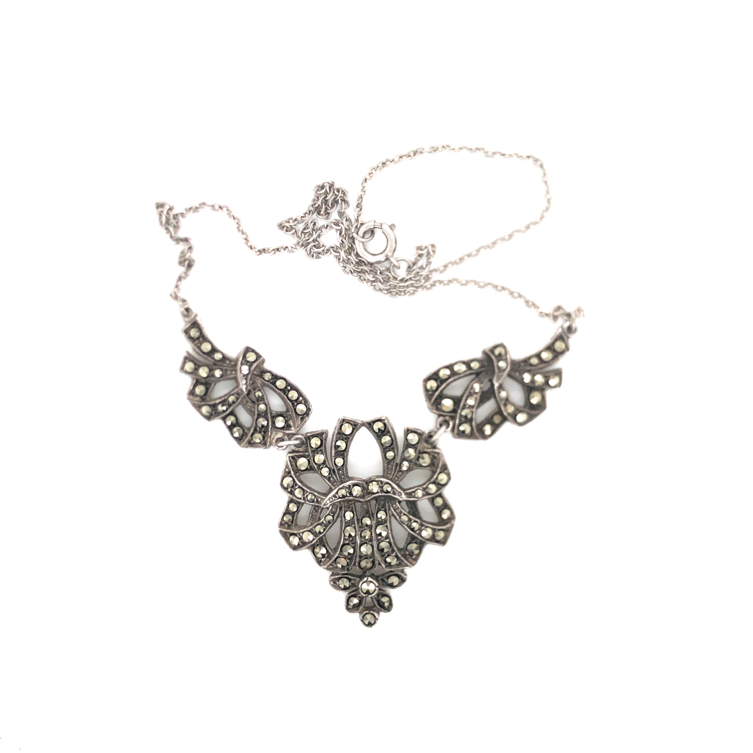 A STERLING SILVER AND MARCASITE VINTAGE THREE PANEL DROP NECKLACE. WEIGHT 13.25grms TOGETHER WITH - Image 3 of 10