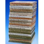 A COLLECTION OF TWENTY FIVE BOOKS BY BEATRIX POTTER MAINLY 1987 BUT SOME EARLIER