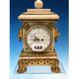 AN ORMOLU MOUNTED WHITE MARBLE CASED TIMEPIECE, THE ENAMEL DIAL WITH ARABIC NUMERALS FLANKED BY LION