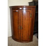 OAK AND MAHOGANY WALL MOUNTING CORNER CUPBOARD, 67CM WIDE