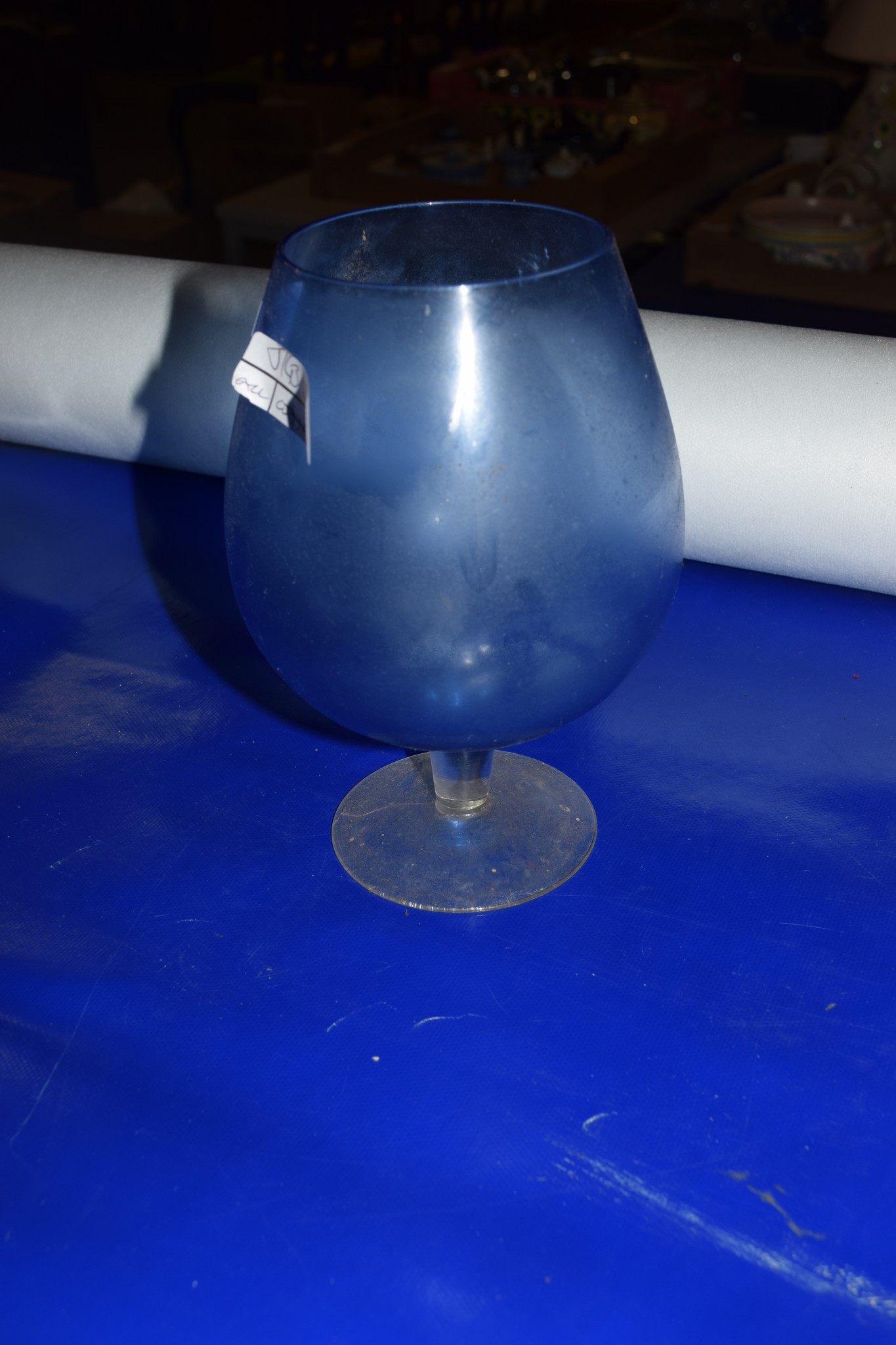 LARGE BLUE GLASS TUMBLER