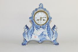 Mantel clock in Dutch Delft frame