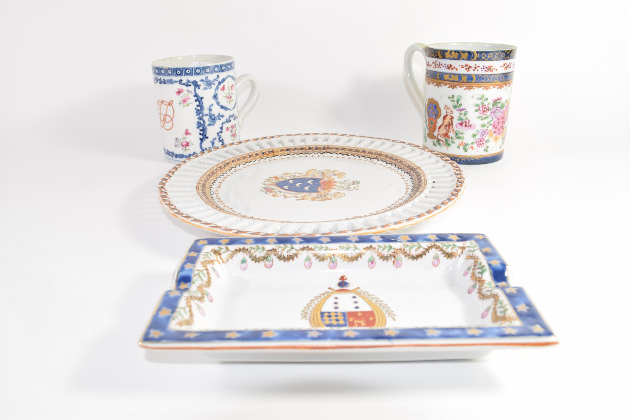 Group of porcelain wares including an 18th century Chinese export mug (a/f), three pieces of