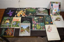 Box: 20 gardening interest, mainly large format