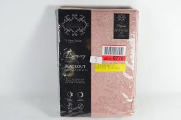 "ClassicLiving" Vandyne Eyelet Blackout Thermal Curtain, Colour: Pink, Panel Size: 116 W x 137 D cm.