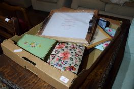 BOX CONTAINING MIXED PHOTO FRAMES ETC